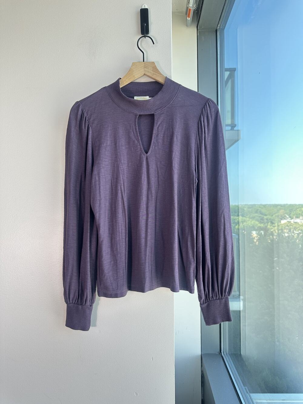 Nation LTD 100% Pima Cotton Purple Front Keyhole Cutout Gathered Shoulders Sz M